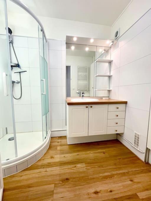 Grand Appartement Neuf F5 100M2 Avec Balcon Rouen Exterior photo